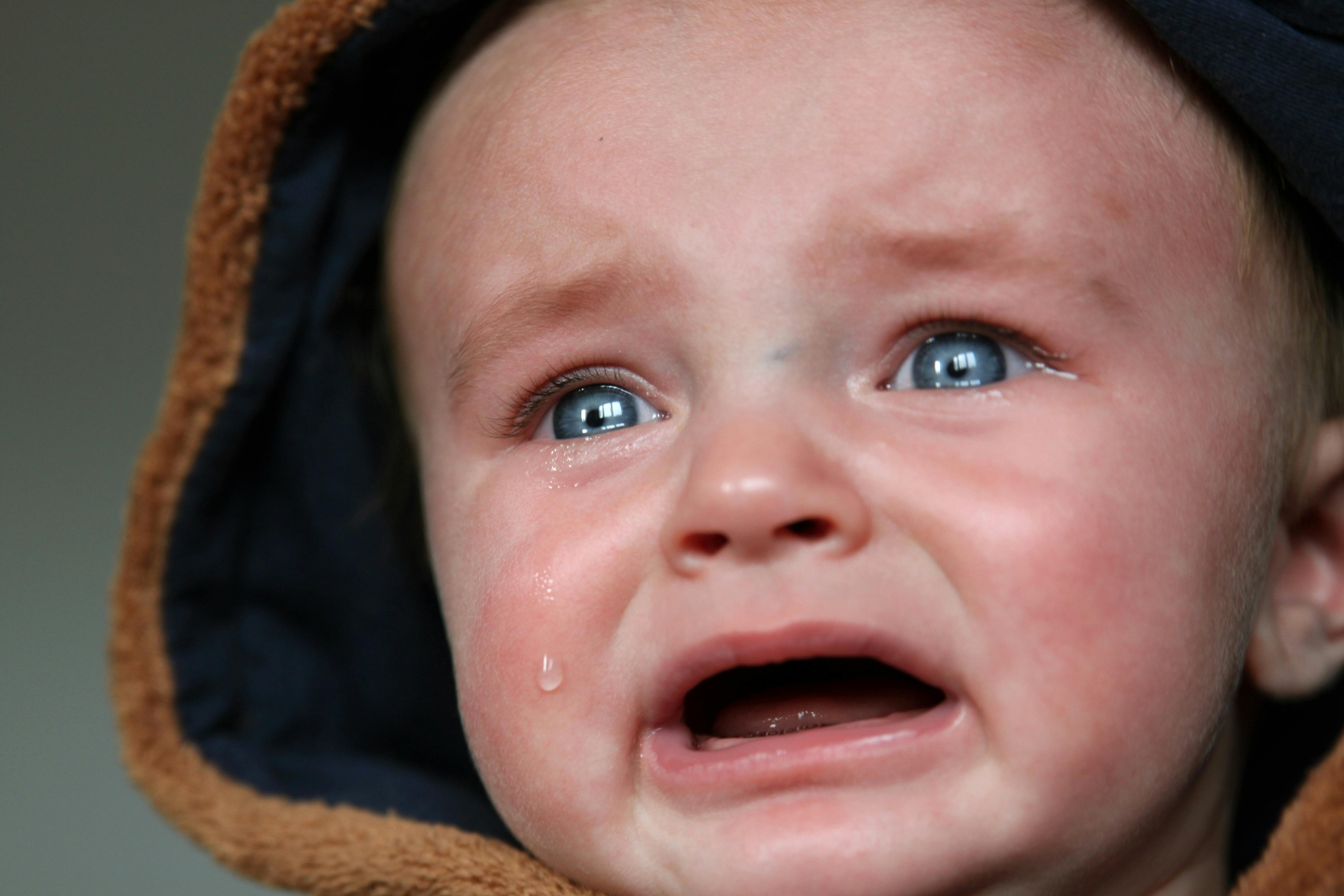 Letting your baby cry yes-or-no